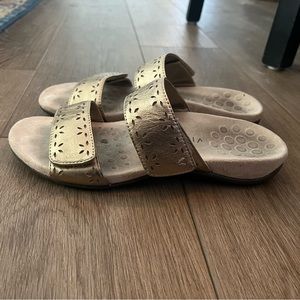 Vionic • Randi Slide Sandal Gold